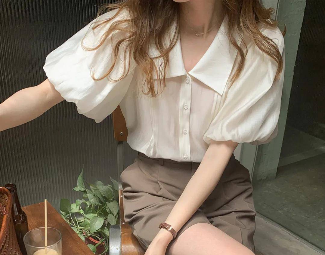 少男少女|烂大街的T恤别再穿了!短袖衬衫才是夏日时髦的好法宝,又甜又酷