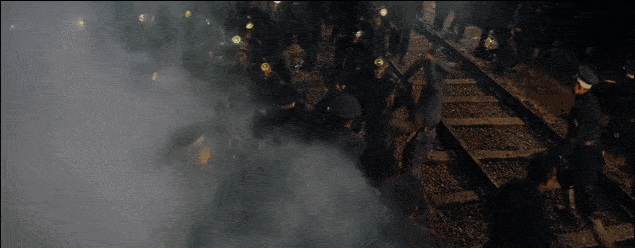 张颂文|同期第一，《人民日报》两次点赞，这部电影凭什么这么火？