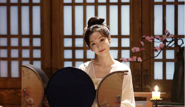 齐焱|与君歌：李则宁骑马进入树林，使用苦肉计，假装从马上摔下来