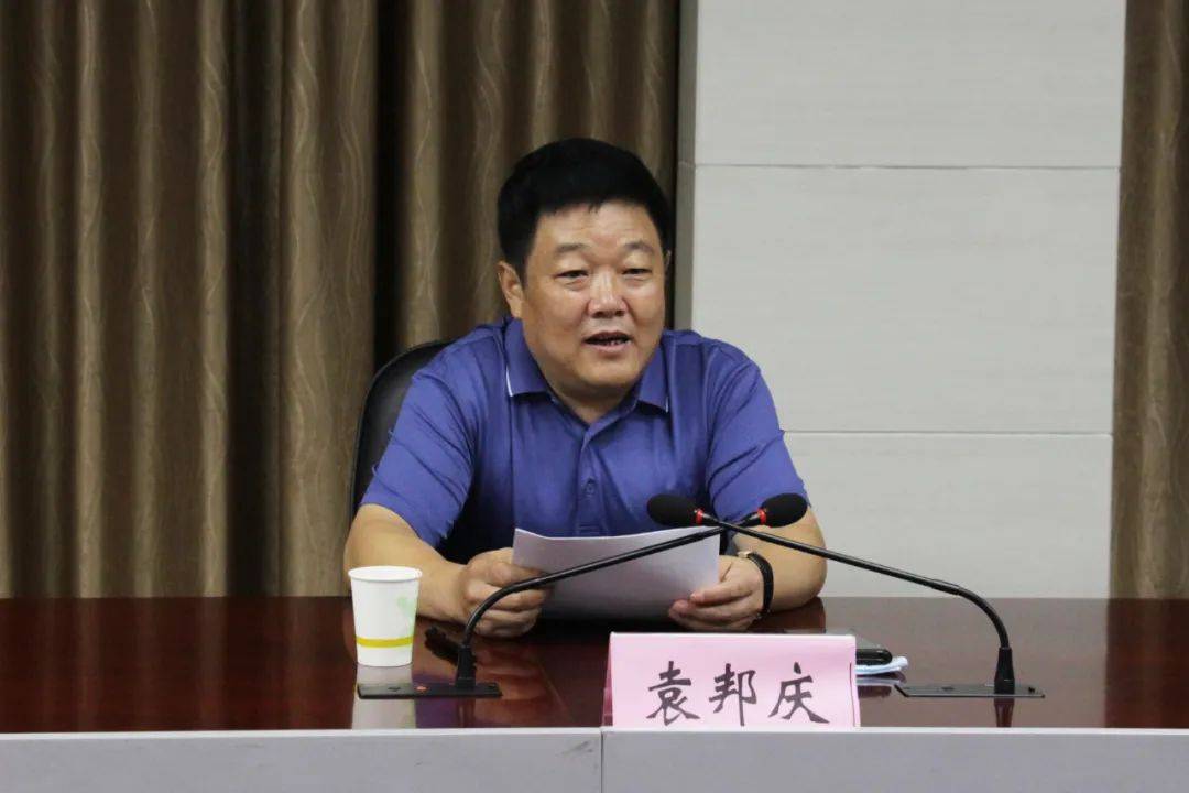 最后,袁邦庆组长对我局医保基金监管工作给予充分肯定,他说:医保局