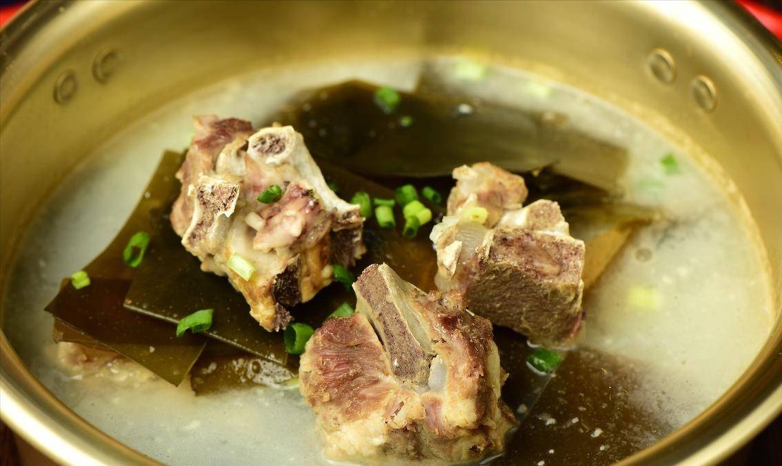 什么炖排骨补身体 5cdffe0b6a0848ce8196540f6a414874.jpeg