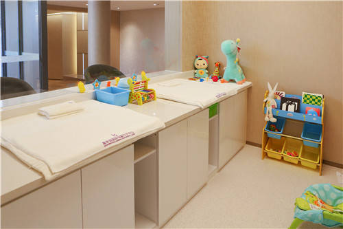 爱帝|月子中心有必要一对一陪护吗？