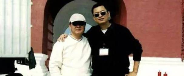 周星驰|31年前，那个把星仔捧成星爷的刘镇伟，为什么现在只能拍烂片？