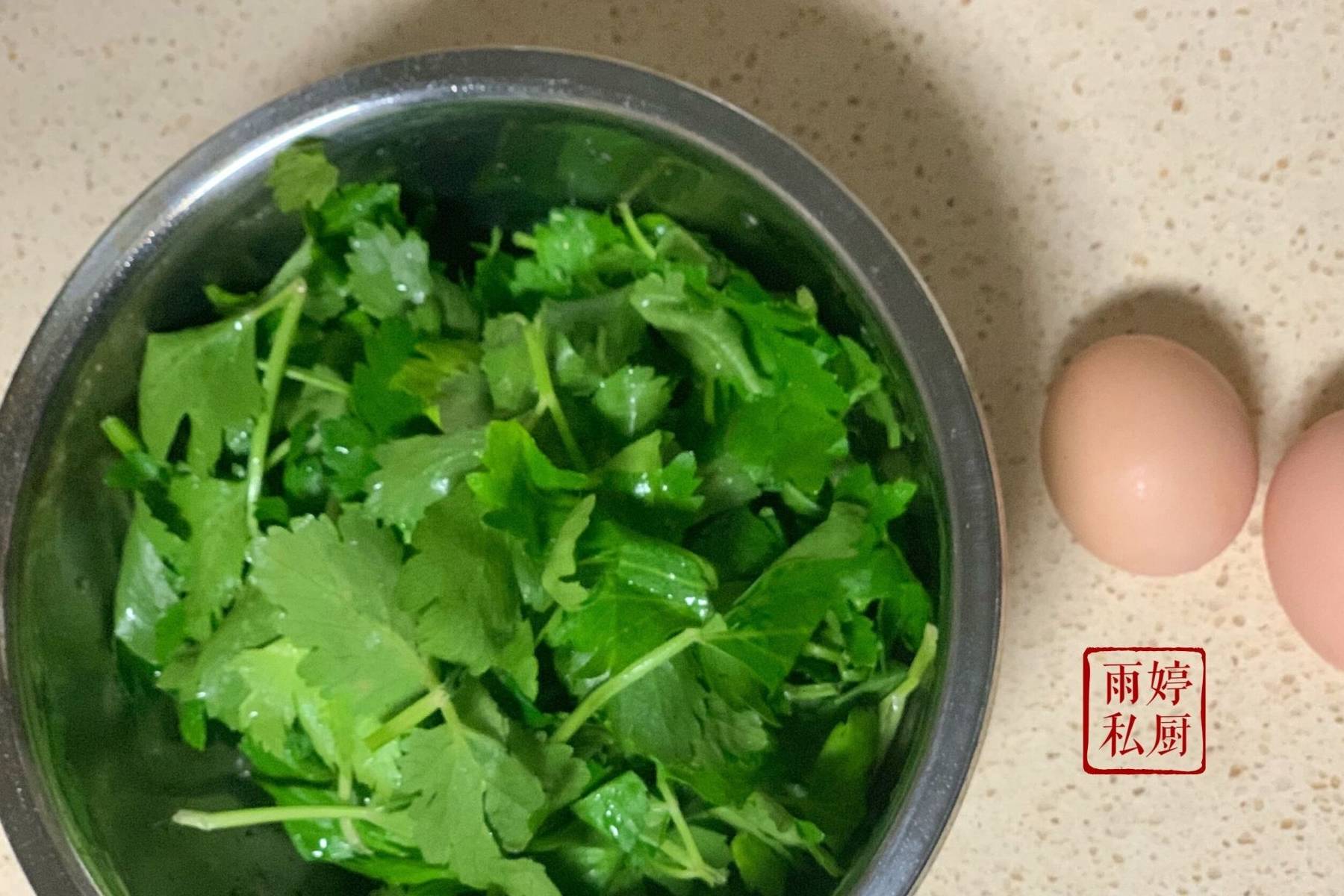 叶子|这菜叶子别扔,做成早餐饼软糯又营养,端上桌,儿子一口气吃掉仨