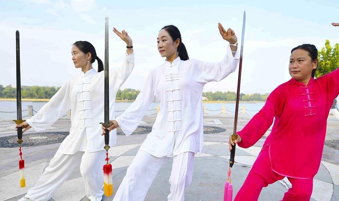 并发症|身上若2处“发痒”，很遗憾告诉你：血糖早已超标，别后知后觉