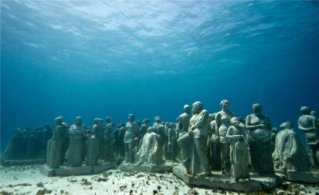 全球最任性博物馆：不会潜水不能进，却能每年吸引百万游客