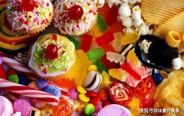 小孩|小孩最喜欢吃的4种零食,辣条排在第1位,最后一种冷藏味道更绝