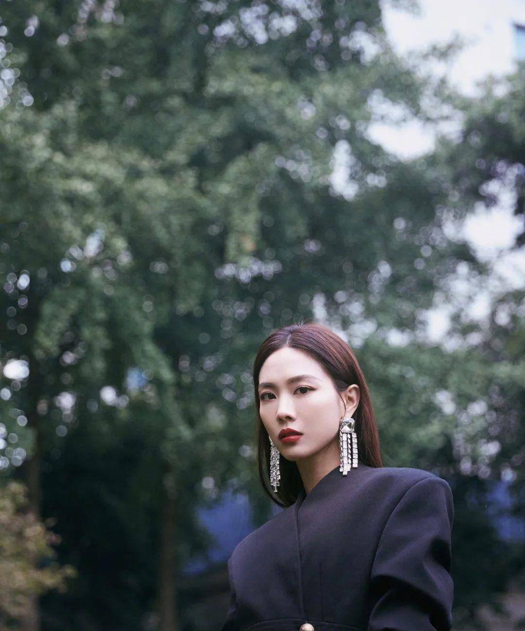 宁静|美人计｜浪姐团综我不敢看，稍微一种草就消费过万