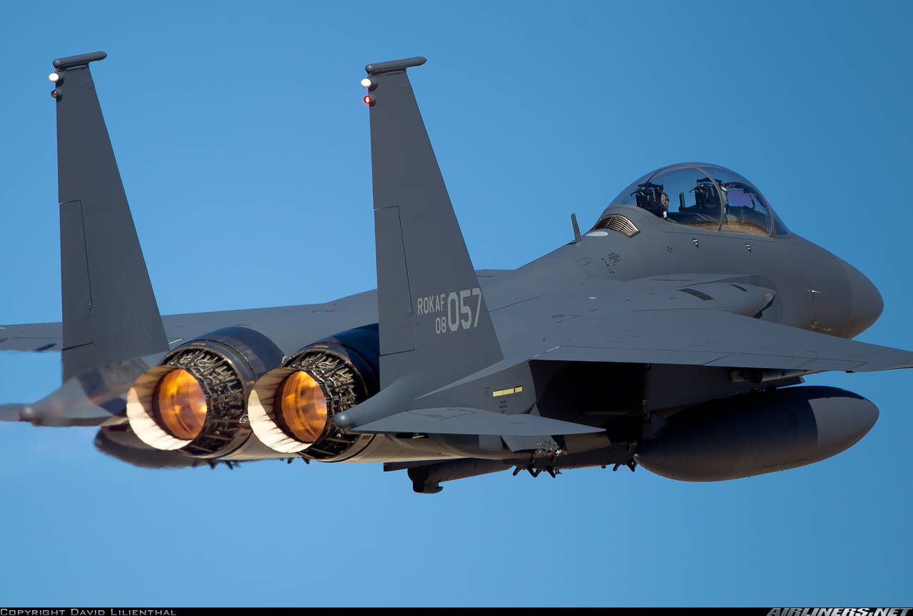 韩国空军主力战机f15k引进61架已坠毁2架性能处于什么水平