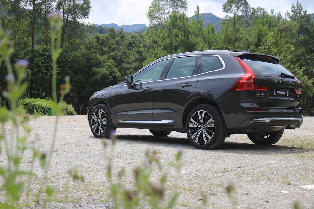 环保和性能兼得且车机系统提升明显试驾新款沃尔沃xc60t8插电混动