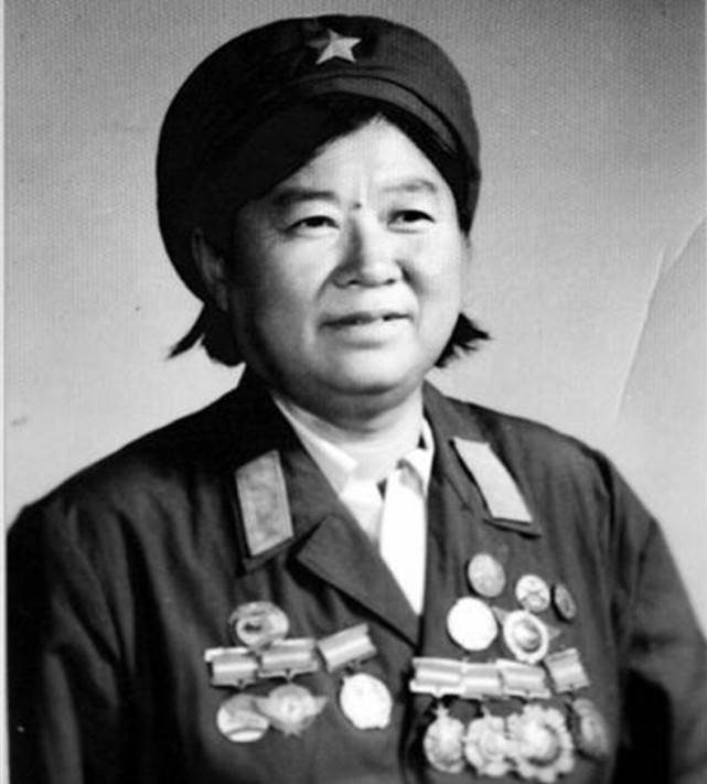 战场上九死一生的特级战斗英雄因病住院医生惊呼他是个姑娘