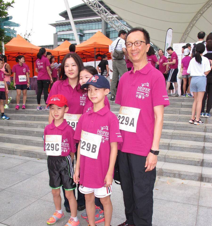 Polo|伏明霞的冠军气质藏得挺深,私服爱穿休闲装,气质和普通人一样