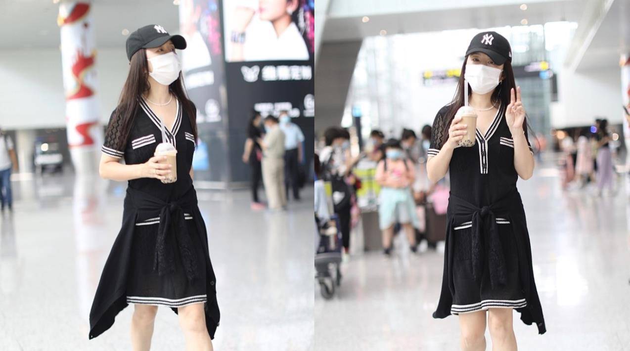 服装|杨钰莹半百年纪还是那么甜，穿衣朴素却不显老，嫩的跟小女孩一样