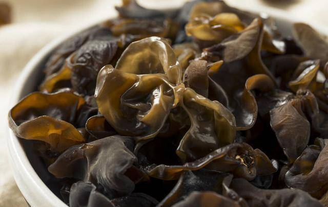 因为|肝病“祸根”没想到是它，“排毒高手”可劲吃，肝毒被连根拔起