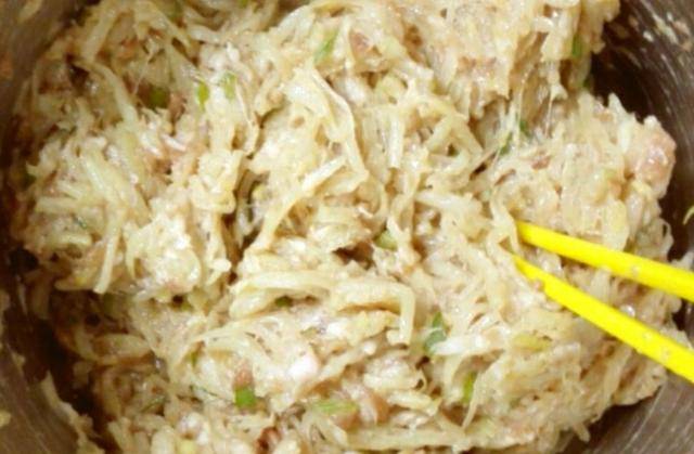 多少斤萝卜出一斤干 64c58d6855844783a932f1782eababba.jpeg