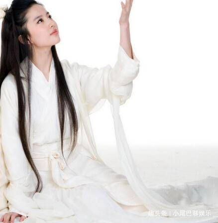 赵丽颖|摘去发饰的古装女子，刘诗诗清丽，赵丽颖惊艳，都不及她倾倒众生