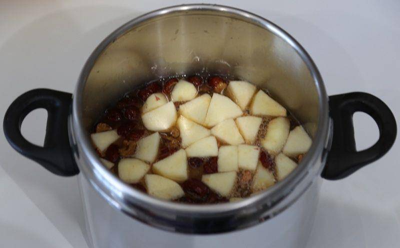 银耳怎么煮出胶汁 b5b2d166f5eb43b0b02ebc60675f94dd.jpeg