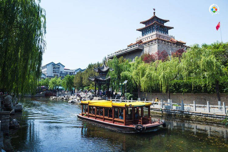 一城山色半城湖，济南老城区的风景，都被这条护城河串联起来