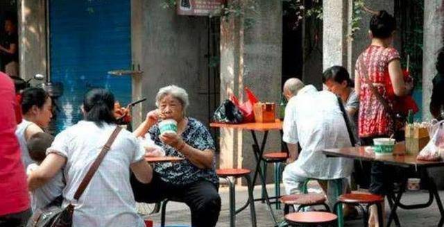 美食|四川的早餐,天津的早餐,东北的早餐,你愿意用哪种请客