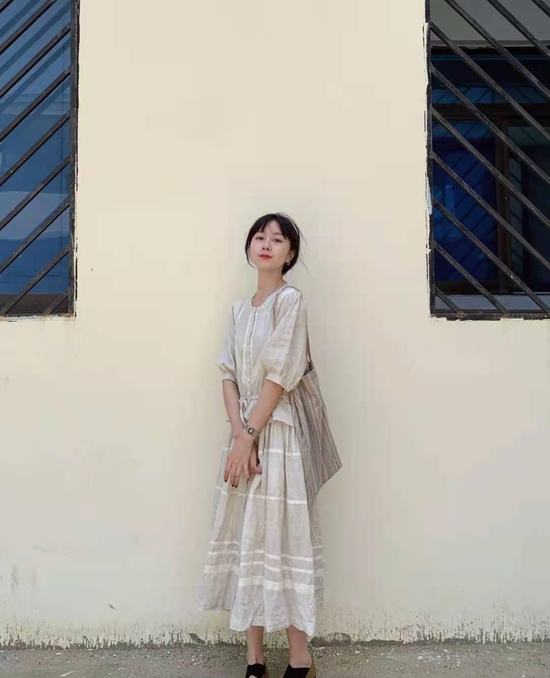 女生|今夏别买百褶裙了，这“3条裙子”更值得入手，时髦吸睛又显瘦