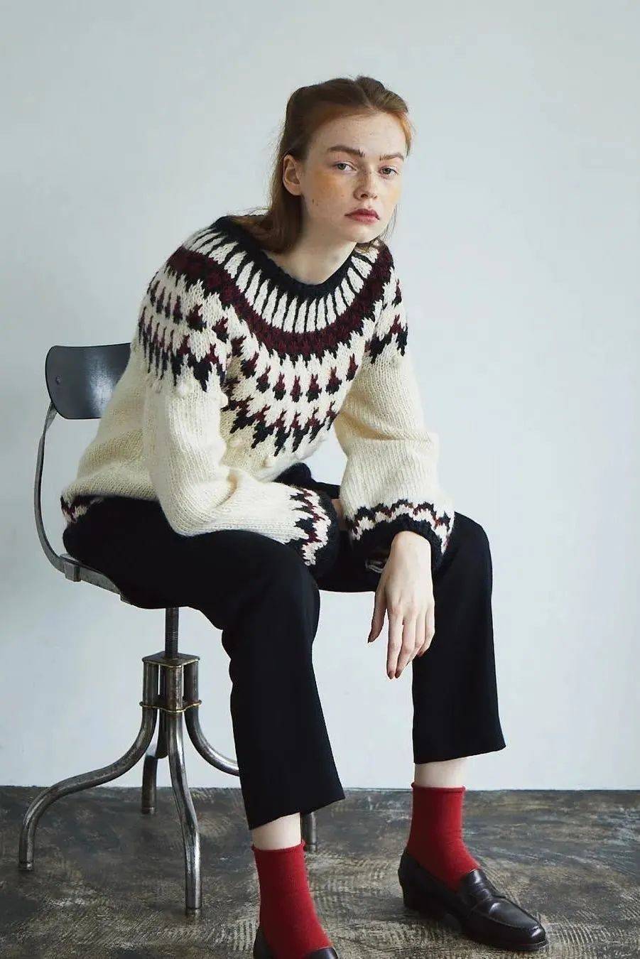 短袜|别再露脚踝了!今年秋天“露袜”才是真时髦!