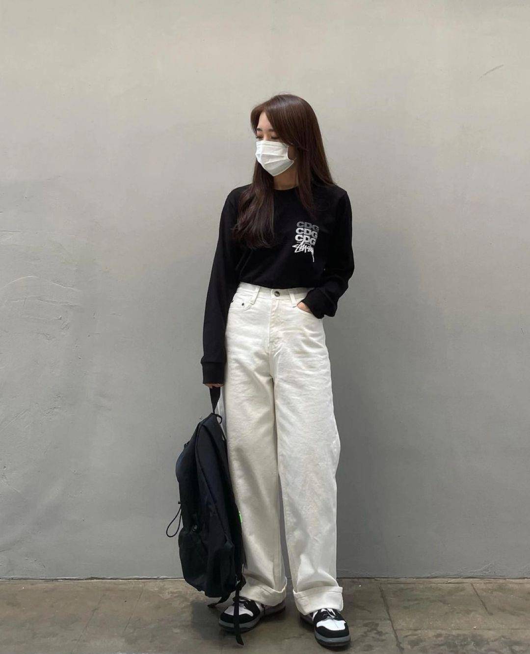 新潮|这位博主的“T恤”穿搭真实用，时髦新潮又显瘦，微胖女孩值得学
