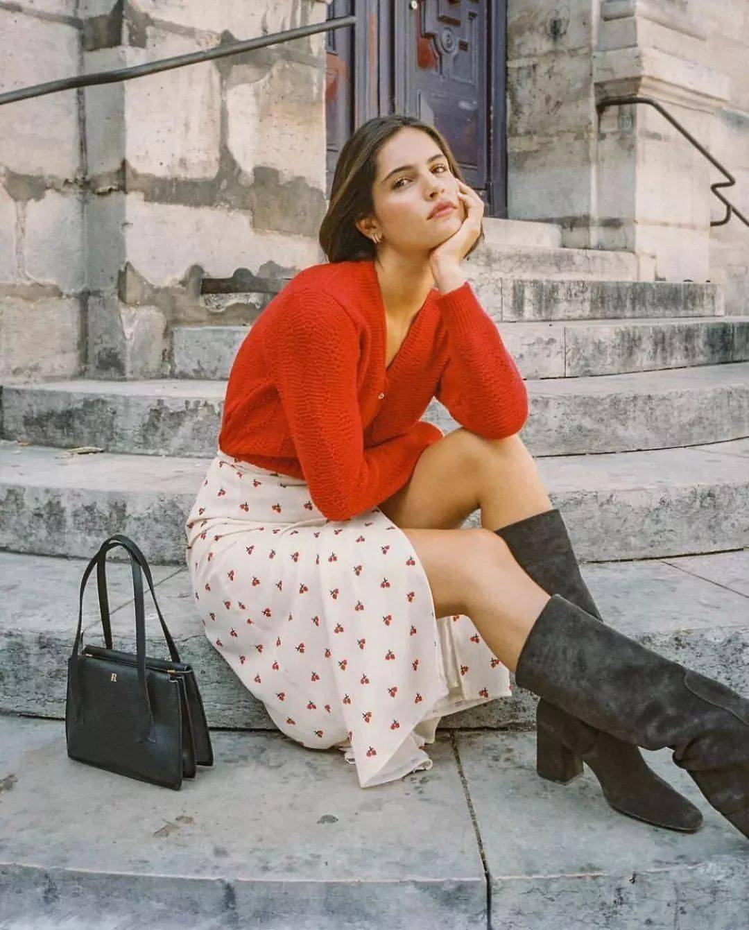 个性|妙啊！裙子+靴子=2021下半年最流行搭配！