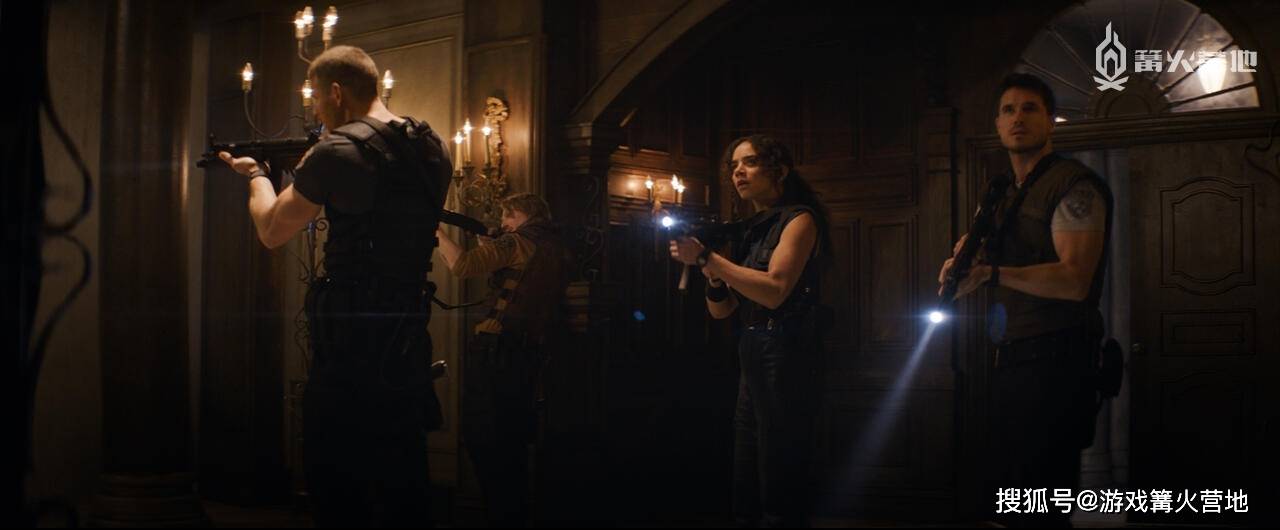 丽萨·特雷沃|《生化危机 欢迎来到浣熊市》主角剧照公开，将更偏向恐怖风格