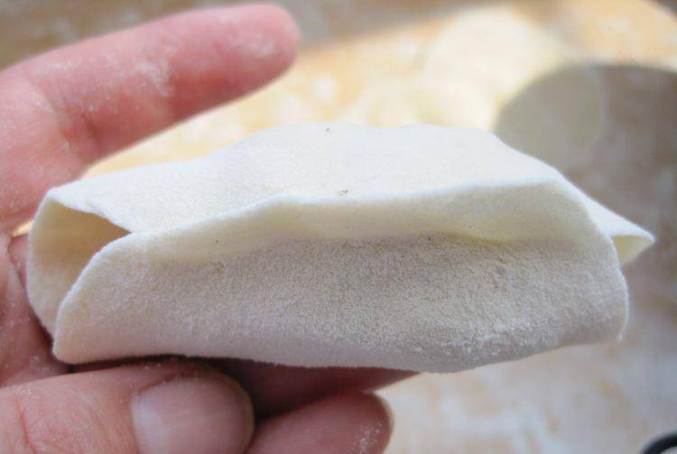 做法|天热别煮饺子，教你懒人做法，卷一卷10分钟出锅，早餐上桌都爱吃