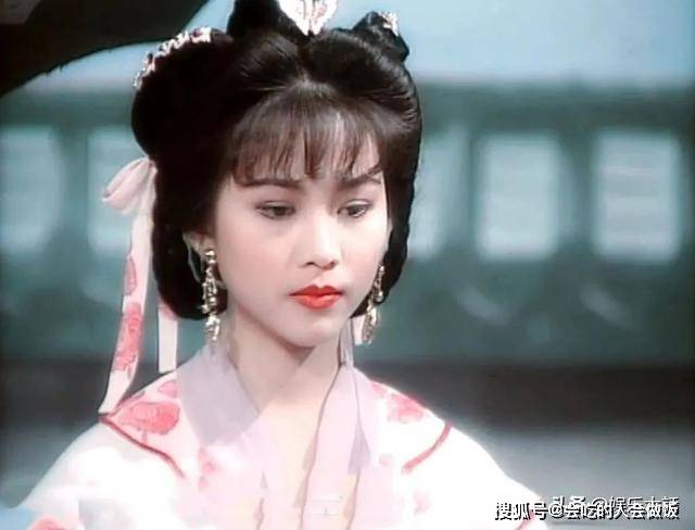 人龙|古装造型师们，求求你再看看“发带”吧