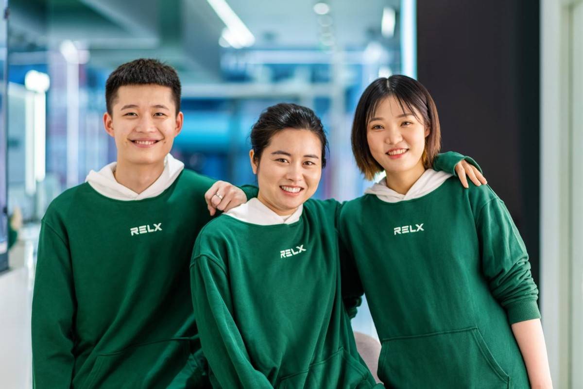 产品|RELX悦刻发布社会责任报告：带动超27.7万个就业 向阳花3.0实现强制验龄