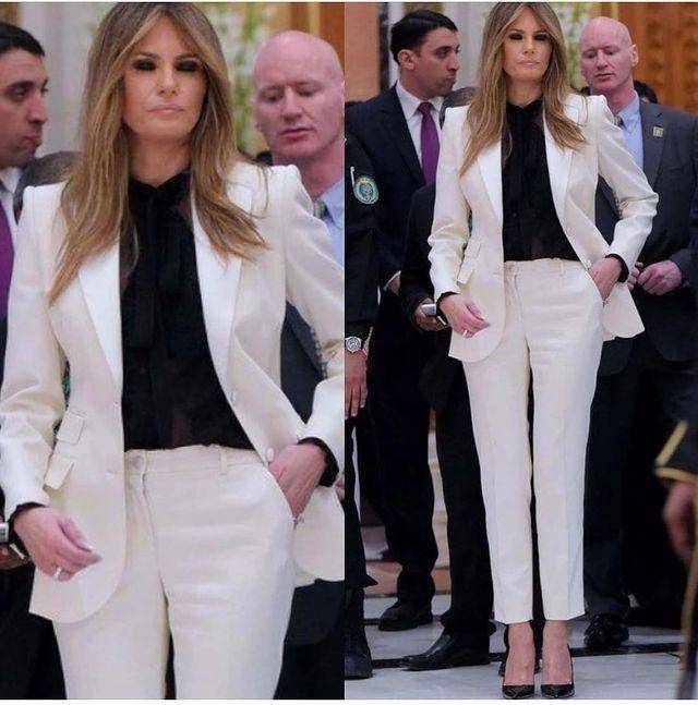 原创梅拉尼娅的职场穿搭:西装穿出高级女人味,阔腿裤大气有个性