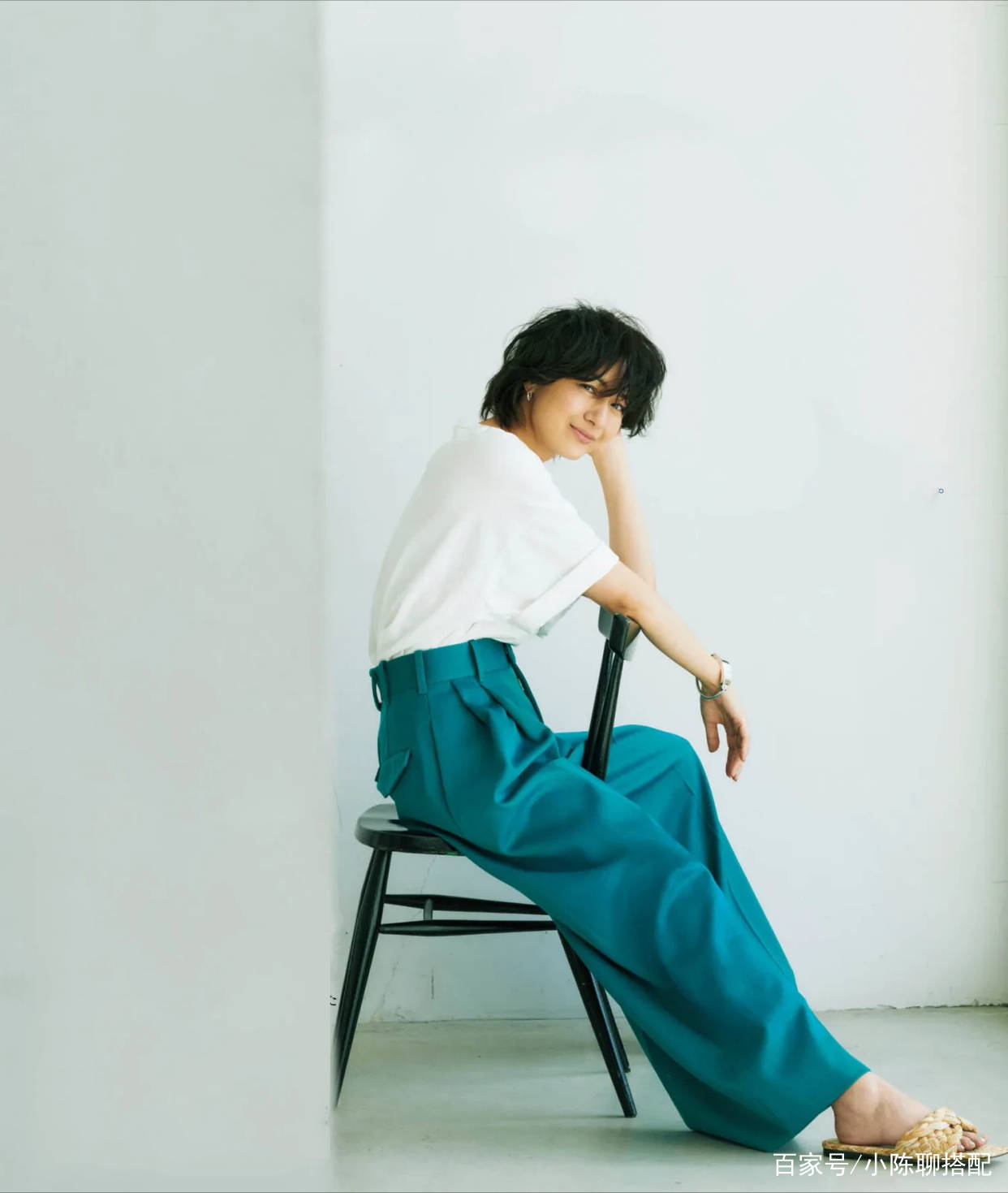 下装|懂穿的女人不显老！百用不厌的“焦点穿搭”，学会才更优雅气质