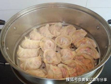 饺子馅怎么调汁水多 1b00110a8a054125942db747e0e7c76c.jpeg