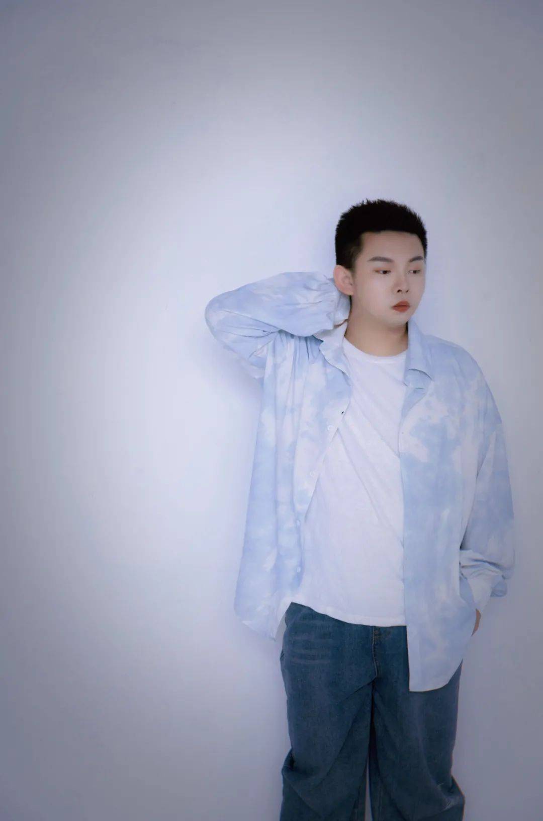 人间|音乐人王馨乐首张专辑《人间理想》歌曲全部上线，青春有你更精彩