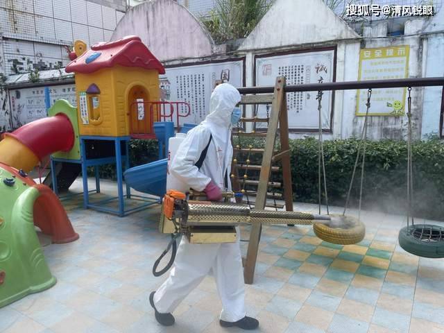 服务小组|护航“开学季” 咸宁消防对10所幼儿园开展环境消杀