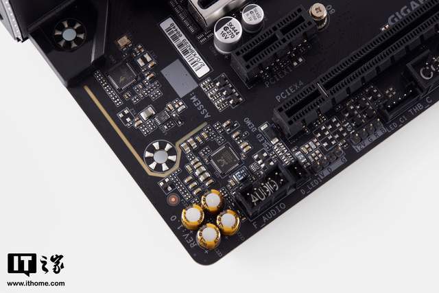 散热|技嘉 B550M AORUS PRO-P 体验：堆料凶猛，供电大提升
