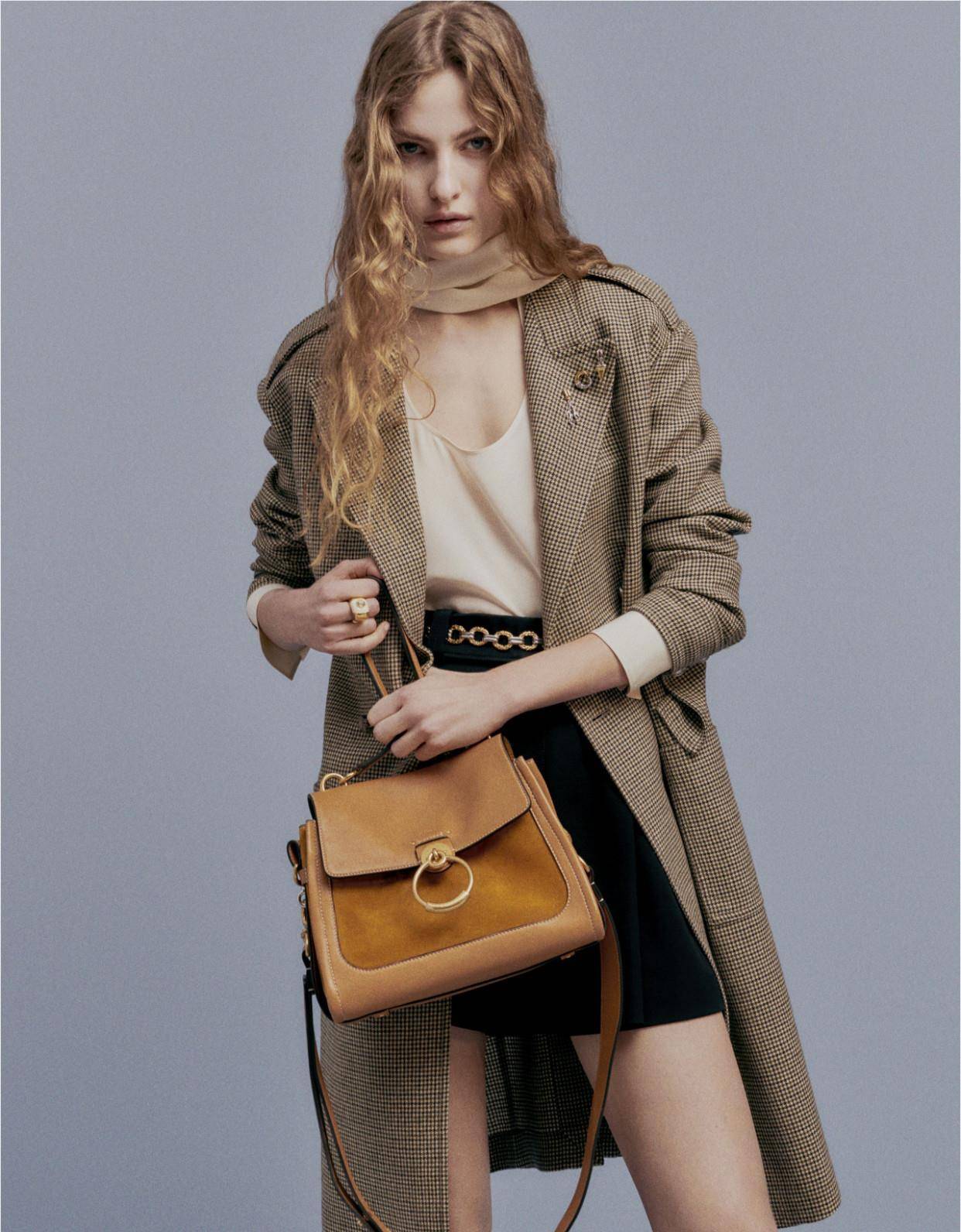 本质|2020早秋服装:让服装本质说故事,Chloe用基本元素大玩穿搭游戏