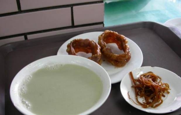 螺钿|中国尴尬的5种早餐，出了本地就“混”不下去，北京就占仨