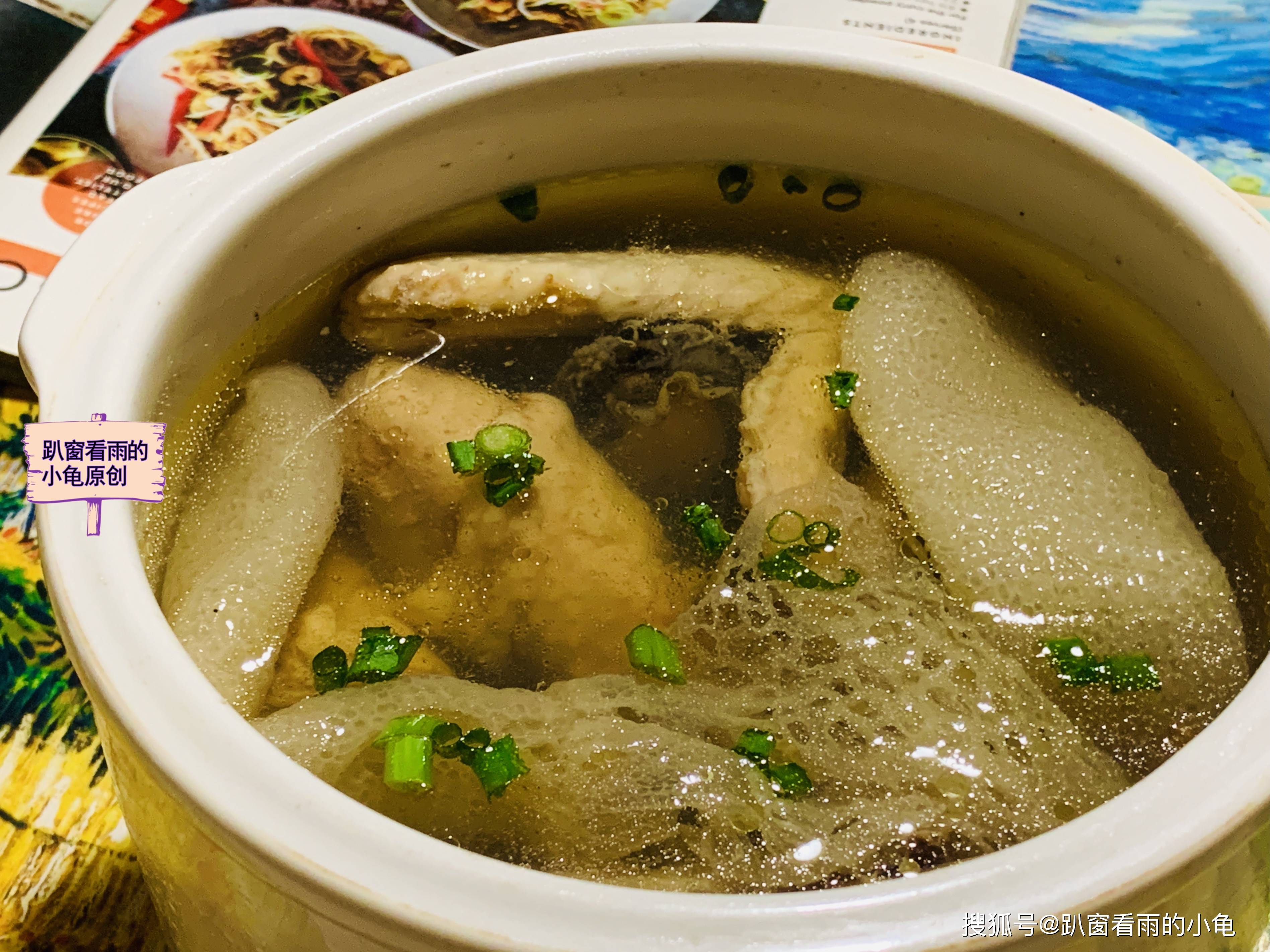 民间有养生八字箴言:"春蒸,夏拌,秋汤,冬煲",一年四季,由于每个季节的