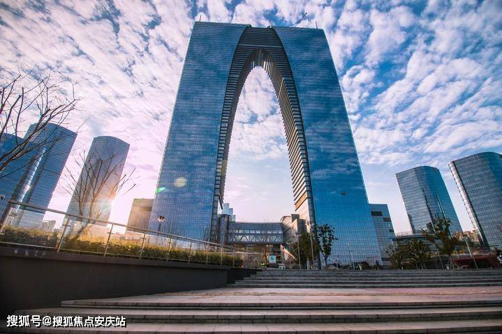苏州【官网】东方之门-售楼处电话_东方之门售楼处地址【售楼中心】24