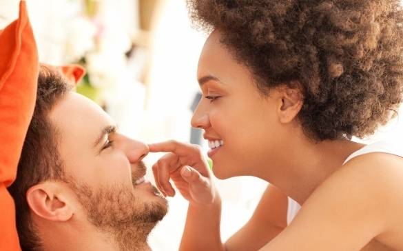 因为|“俺住院让俺儿子照顾，你坐月子让你妈照顾”“好，孩子跟俺姓”