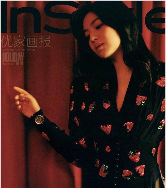 荧光|陈妍希这组复古大片厉害，荧光绿配荧光红，跨越时代的“垮”气质