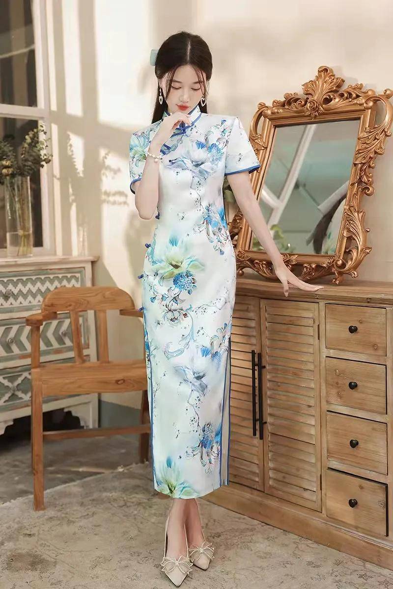 尤怜|我想作为一个女人,自从遇见一袭长裙改良旗袍,余生皆是欢喜!