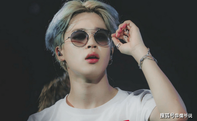 顶风作案韩男团防弹少年团成员朴智旻生日中国粉丝花巨资定制私人飞机