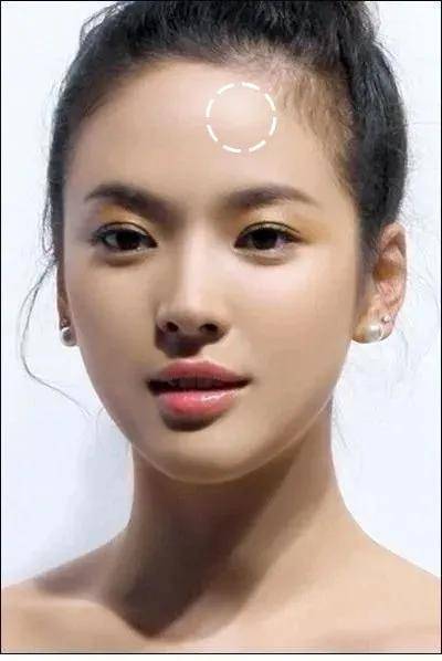发型|她当了25年亚洲女神，换了个发型却让滤镜碎一地！