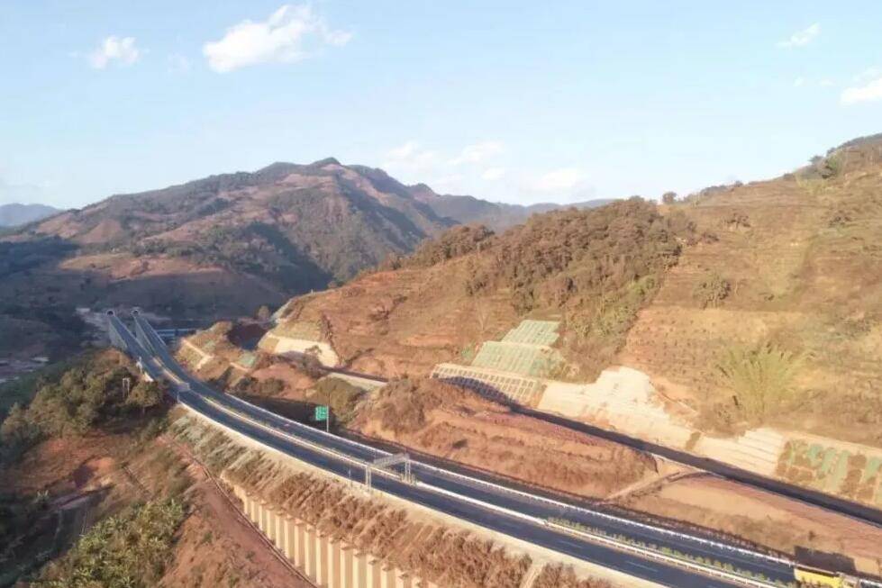 山东计划建一条高速公路，长141.2公里，连接三条国家级干线高速