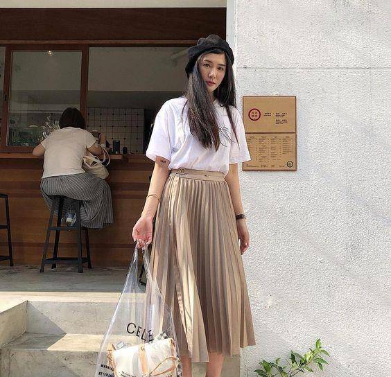 女生|一穿裙子就“显胖”？这几点穿搭技巧，展现完美气质