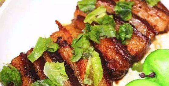 超级简单的五花肉做法 3d257b9b4a834601aa193e096a966a12.jpeg