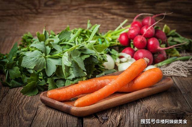 饮食|疫情期间,让家人朋友牢记这10点,每天这样吃,增强免疫力